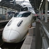 JR鹿児島中央駅より徒歩10分